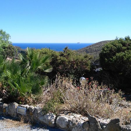 B&B Glamping Semaforo Capo Sperone ซานตันตีโอโก ภายนอก รูปภาพ
