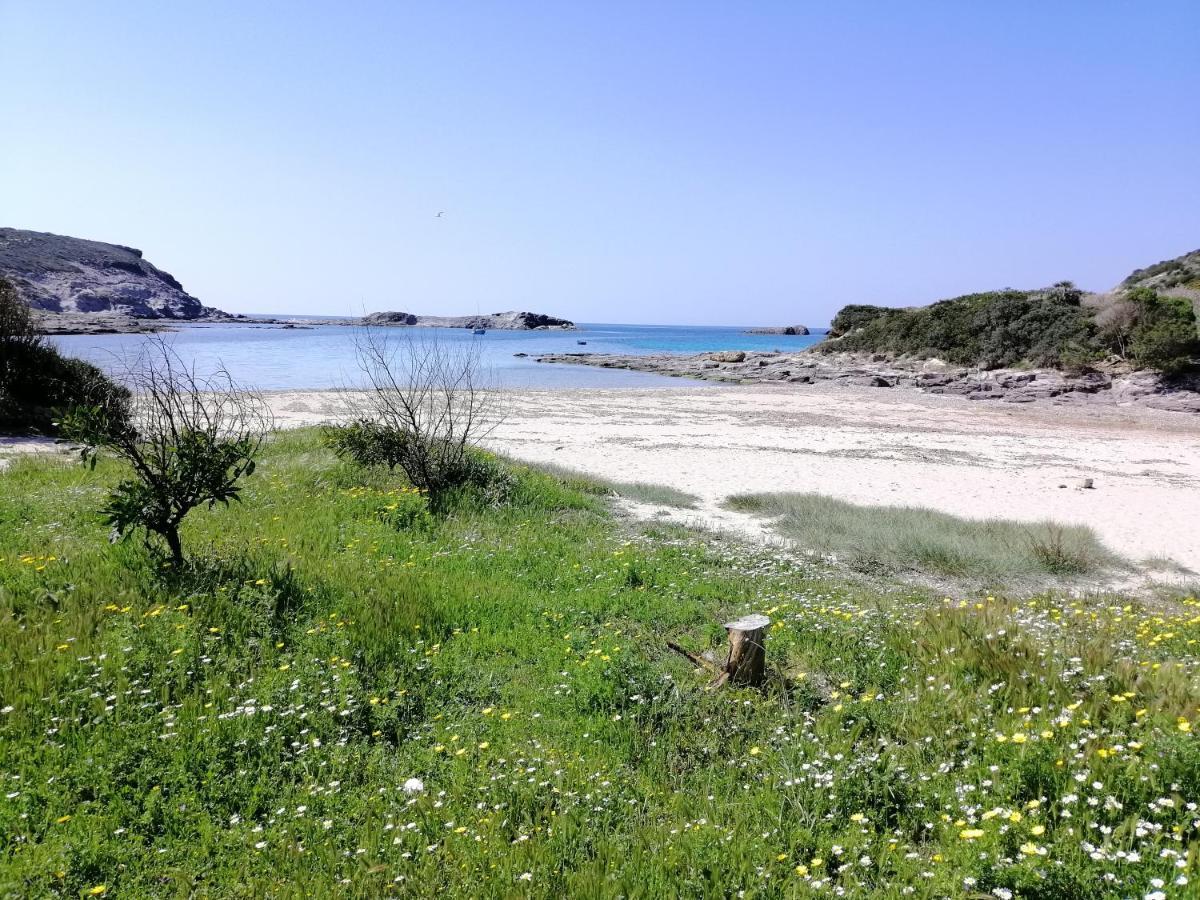 B&B Glamping Semaforo Capo Sperone ซานตันตีโอโก ภายนอก รูปภาพ