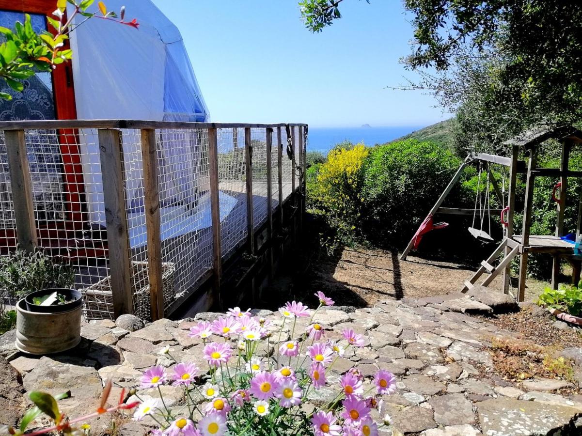 B&B Glamping Semaforo Capo Sperone ซานตันตีโอโก ภายนอก รูปภาพ