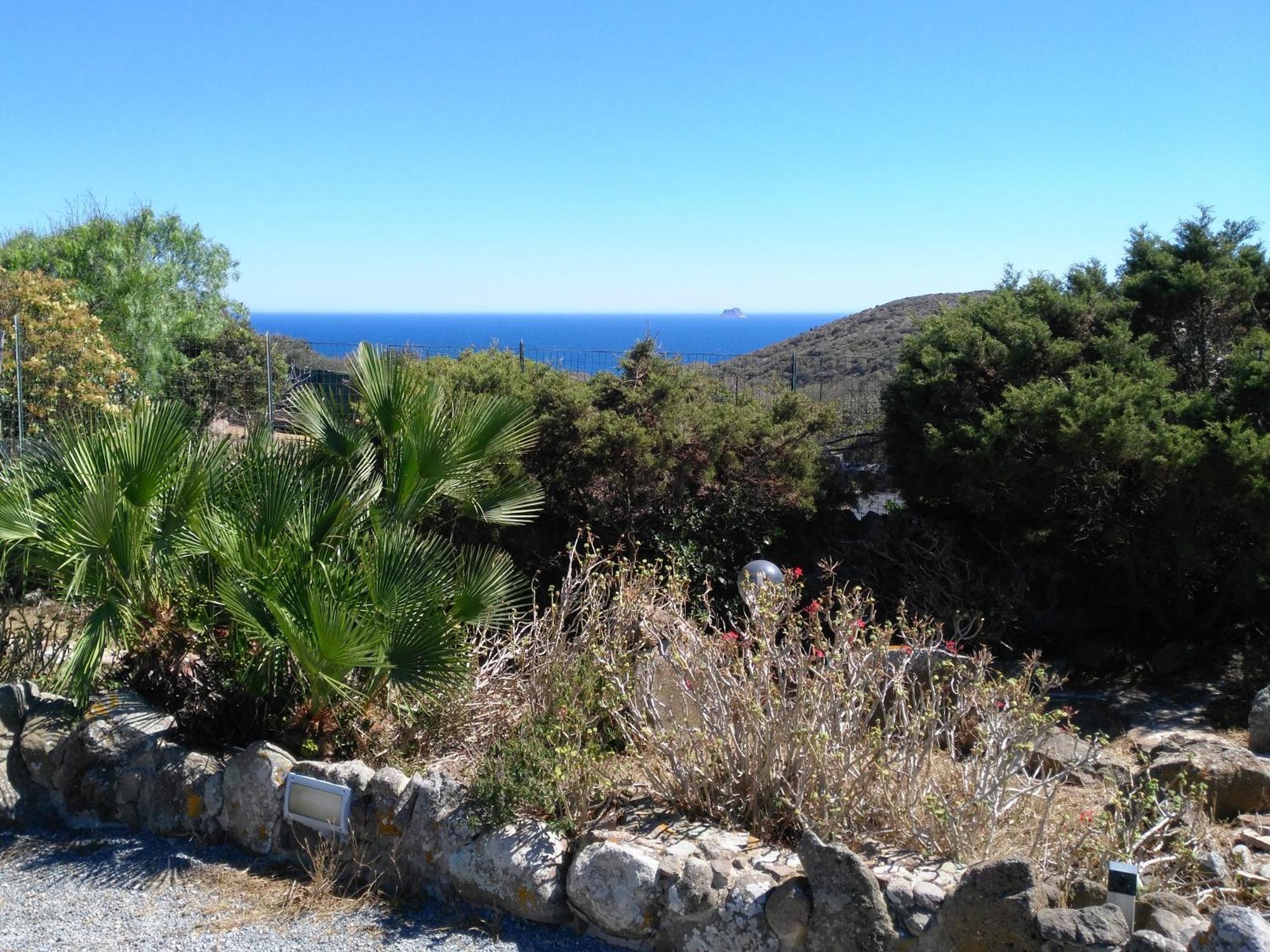 B&B Glamping Semaforo Capo Sperone ซานตันตีโอโก ภายนอก รูปภาพ