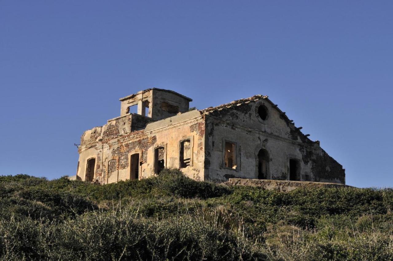 B&B Glamping Semaforo Capo Sperone ซานตันตีโอโก ห้อง รูปภาพ